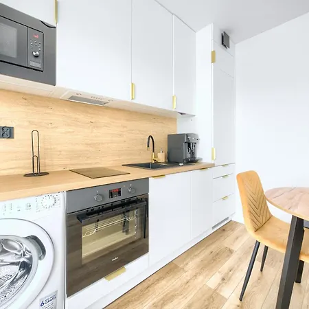 Apartamentyprzymorzu Reymonta Апартаменты *