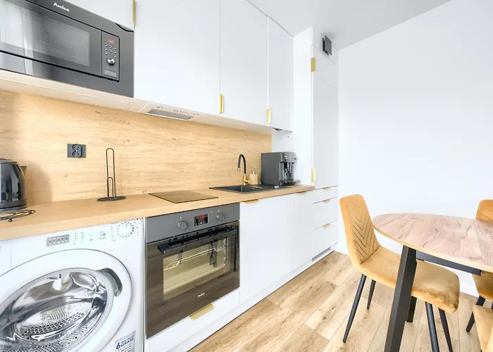 Apartamentyprzymorzu Reymonta Апартаменты *