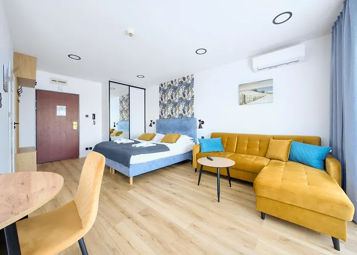 Apartamentyprzymorzu Reymonta Апартаменты Колобжег